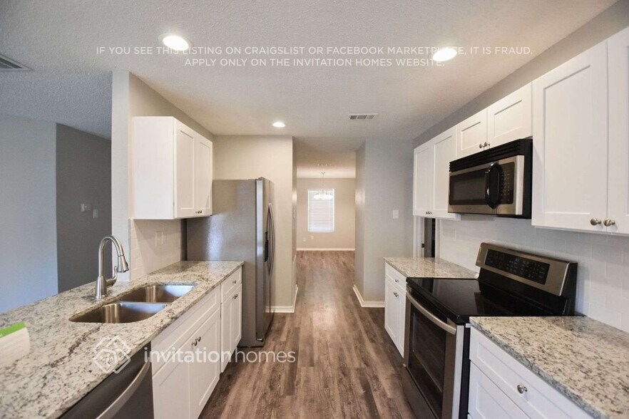 Building Photo - 1202 Leeward Ln