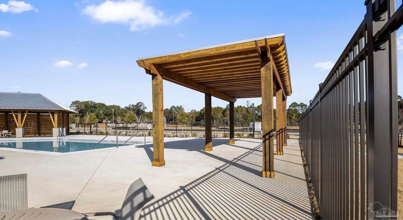 Building Photo - 5832 Sargassum Ln