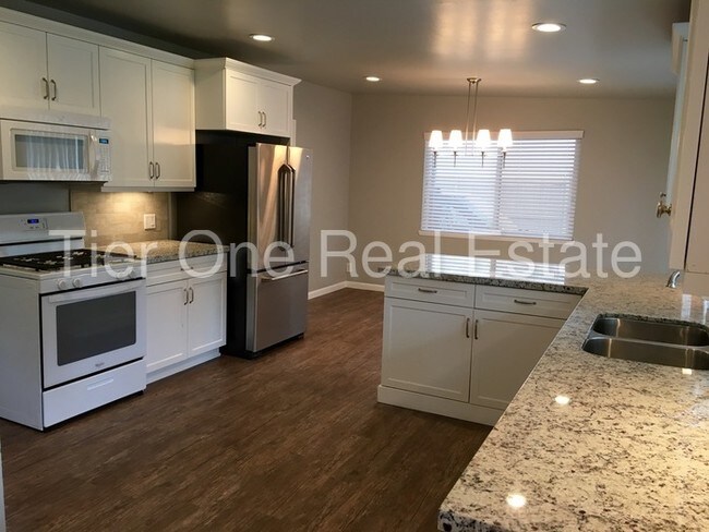 Building Photo - 7405 S 2200 E