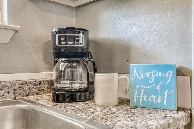 Building Photo - Maumelle Chic Condo