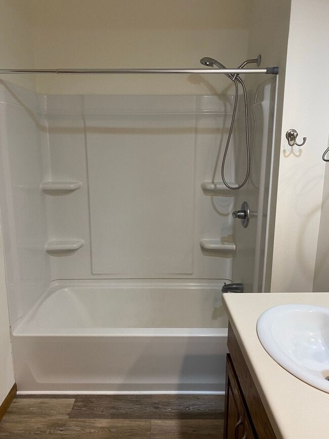 Building Photo - 4407-4409 Forest Valley Rd