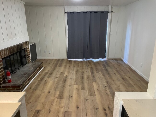 Building Photo - Newly Renovated 4-Bedroom Ranch with Basem...