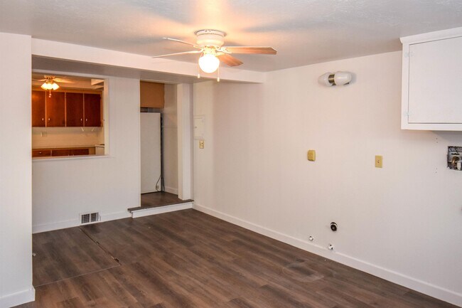 Building Photo - 376 S 100 W