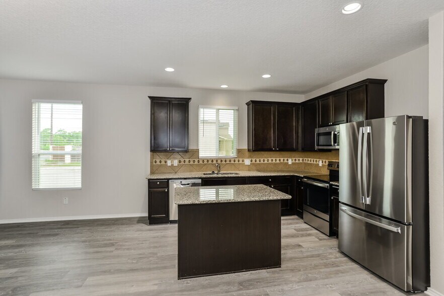 Building Photo - 27619 Lasso Bend