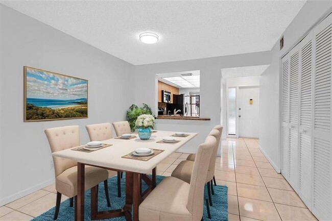 Building Photo - 2355 SW 15th St