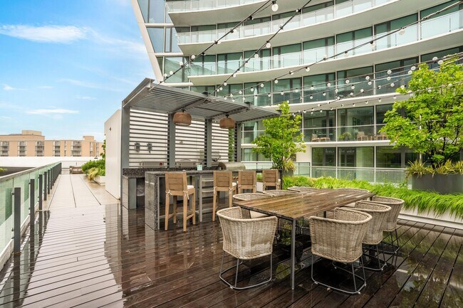 Building Photo - 601 Wharf St SW