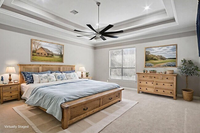 Building Photo - 15569 Crown Oaks Dr