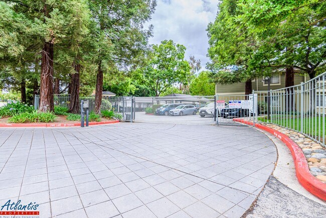 Building Photo - Berryessa Condo | A/C | Private Outdoor Space