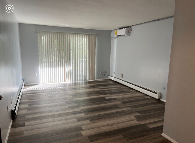 Building Photo - 2971 Four Towers Dr