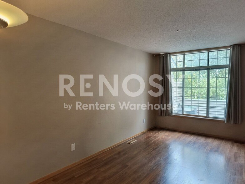 Building Photo - 2752 Autumnwood Ln