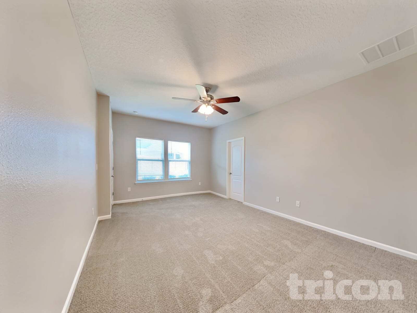 Building Photo - 164 Bloomfield Wy