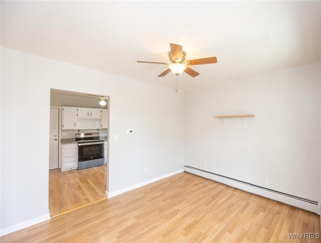 Building Photo - 1953 Falls St