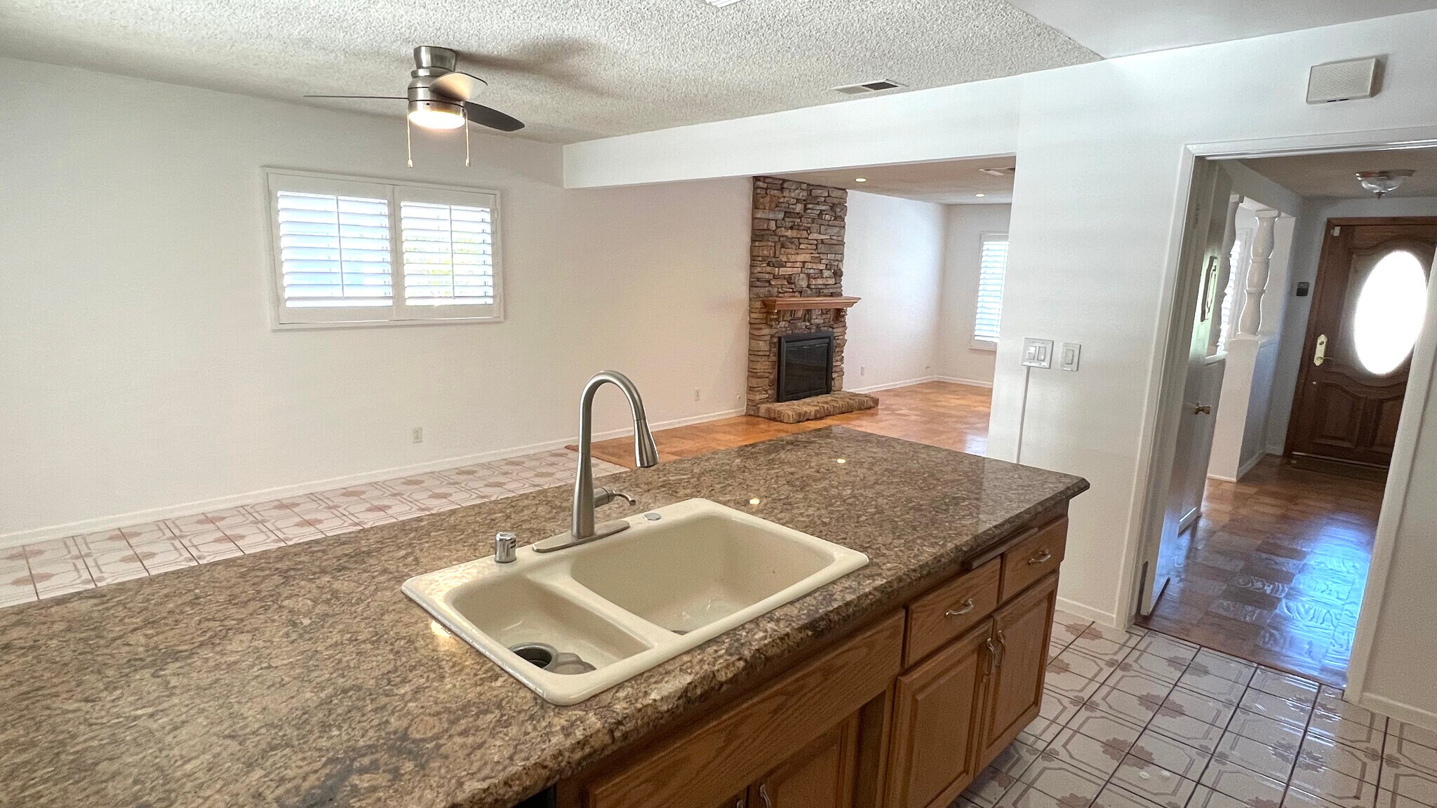 Building Photo - 7728 Sausalito Ave