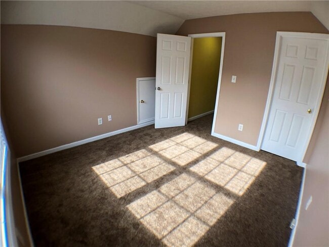 Building Photo - 3337 Baymount Way