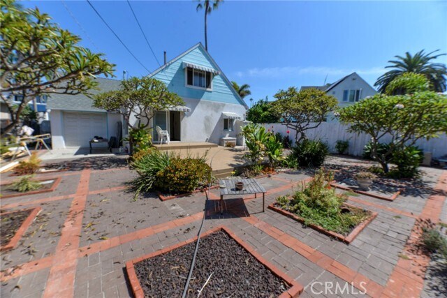 Building Photo - 1605 Calle Las Bolas