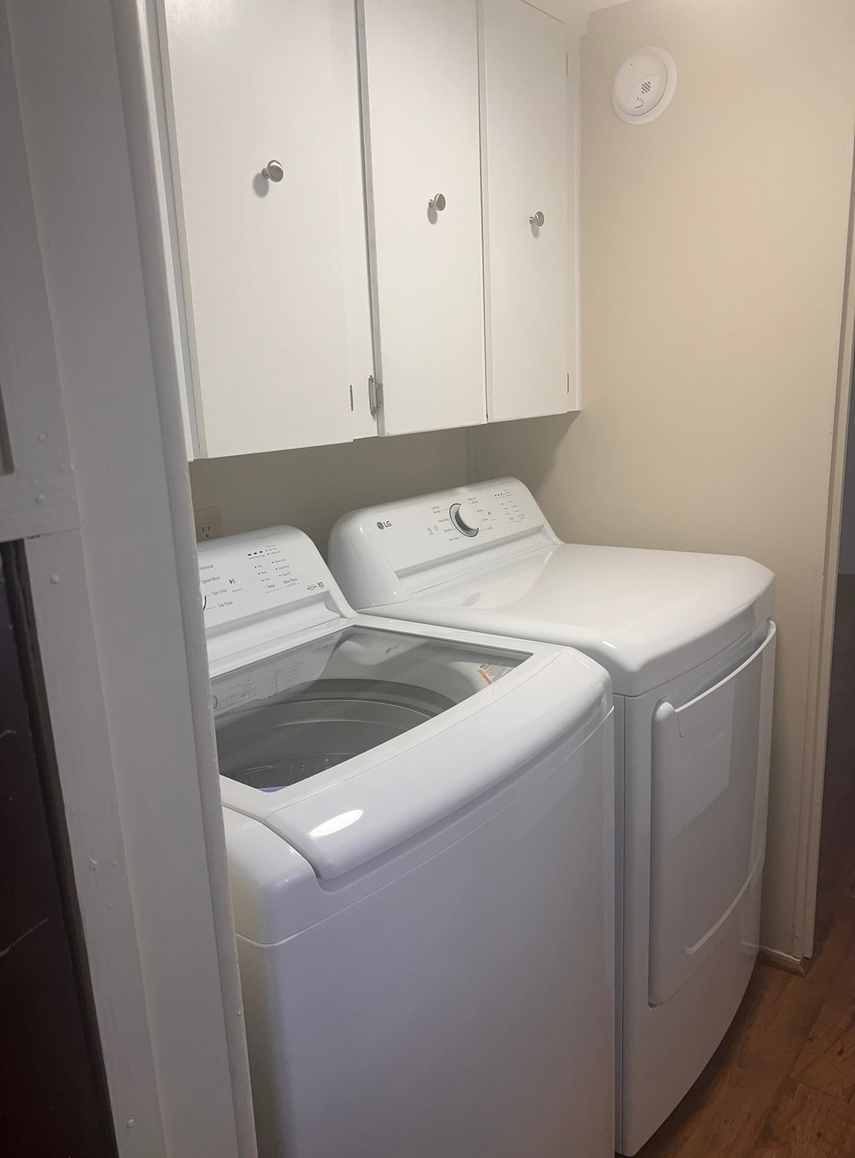 Building Photo - 299 Frank Hodges Dr