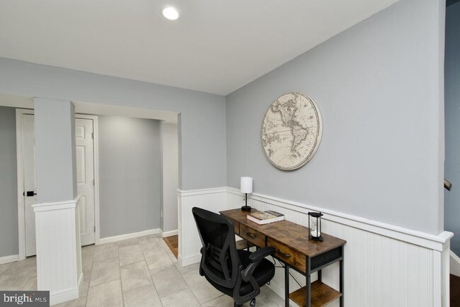 Building Photo - 5576 Neddleton Ave