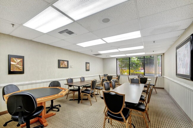 Building Photo - 7657 Tahiti Ln