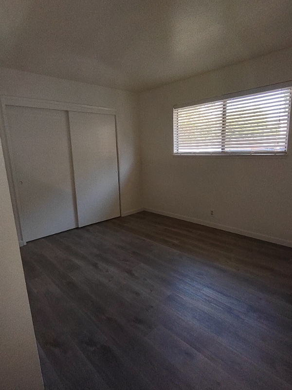 Building Photo - 9279 Corinthian Cir