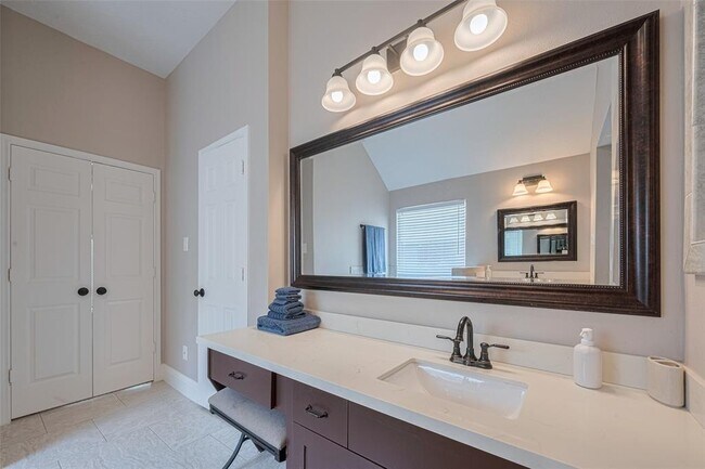 Building Photo - 5706 Georgetown Colony Dr