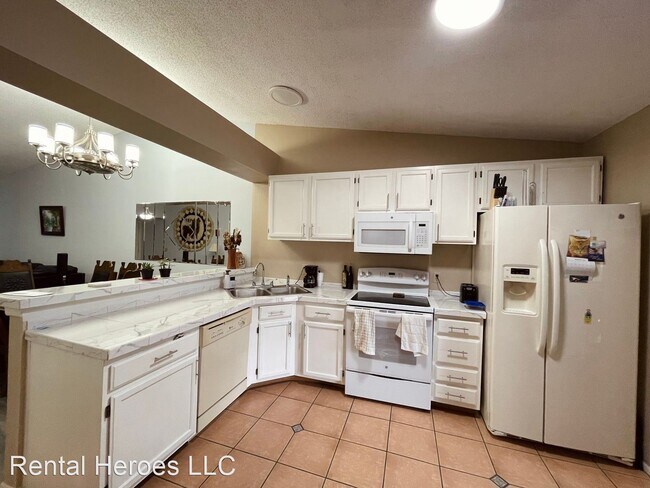 Building Photo - 5445 Lake Margaret Dr