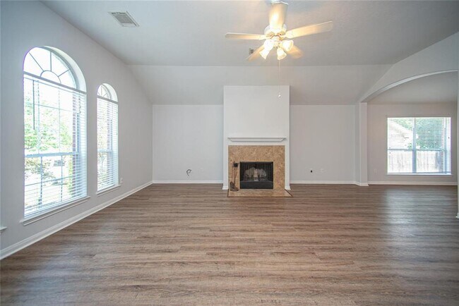 Building Photo - 13205 Enchanted Way