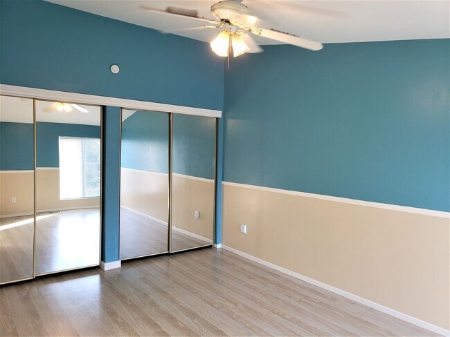 Building Photo - 3 Weeks Rent Free! 2 Bed 1 Bath Condo for ...