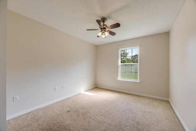Building Photo - 4555 Wolf Track Ridge