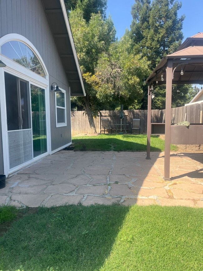 Building Photo - This rental won't last long. Don't miss ou...