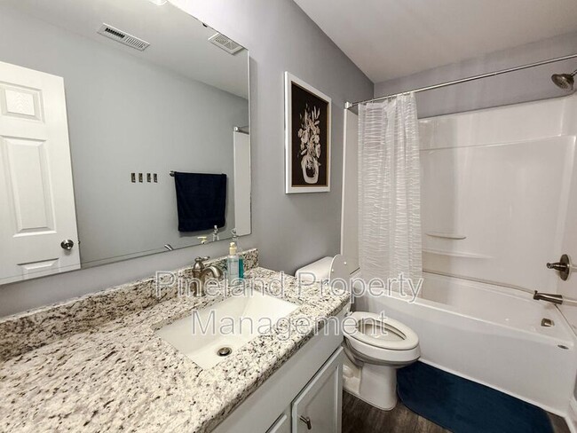 Building Photo - 7019 Laurinburg Rd