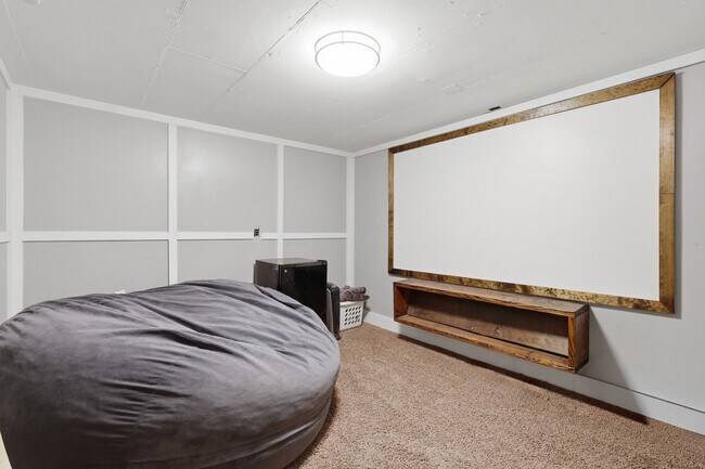 Building Photo - Provo Basement Apartment