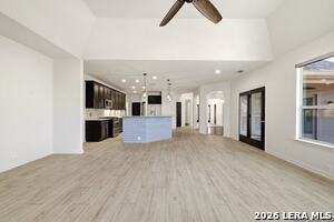 Building Photo - 1615 Lookout Point