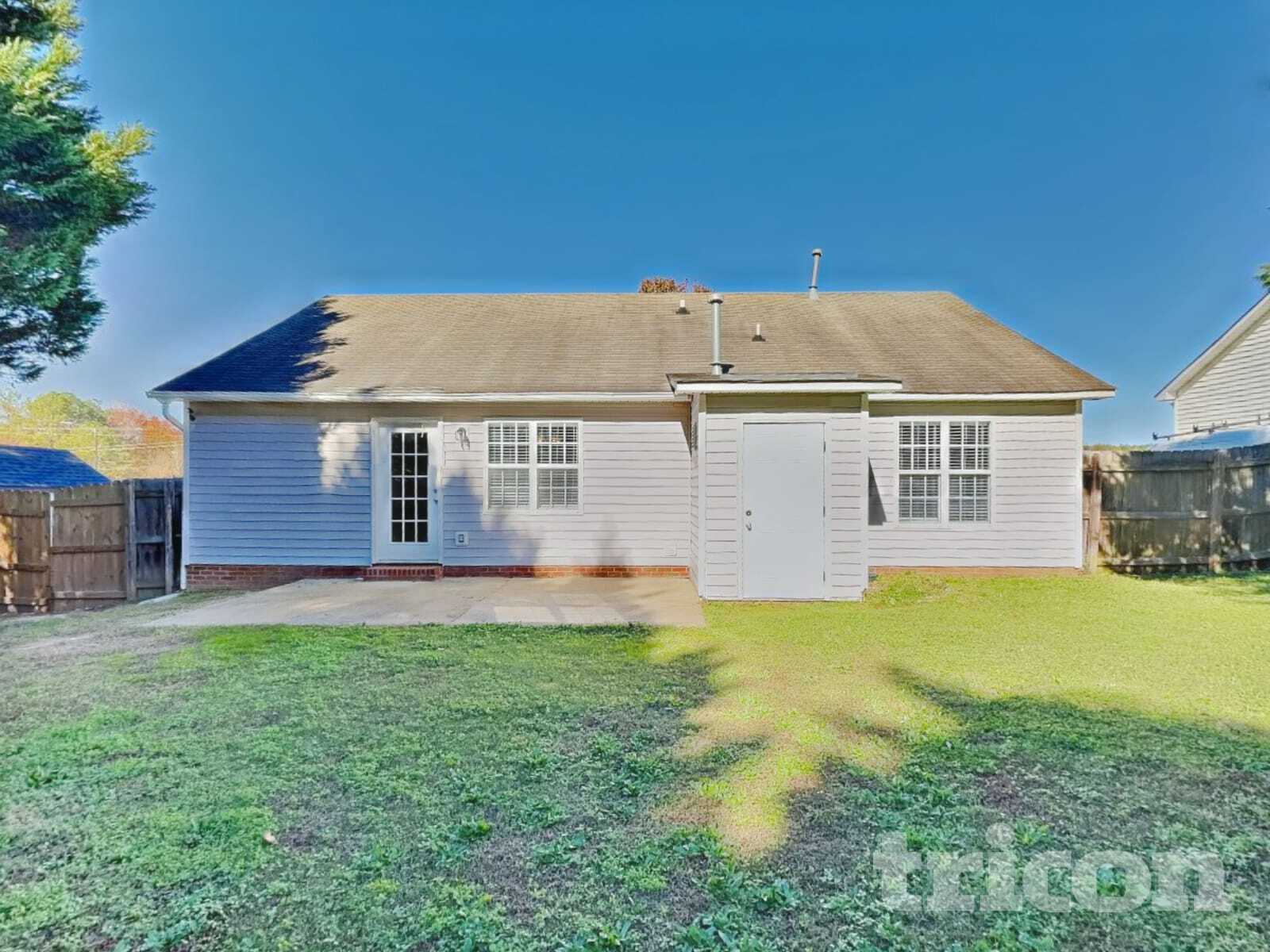 Building Photo - 204 Wexford Dr