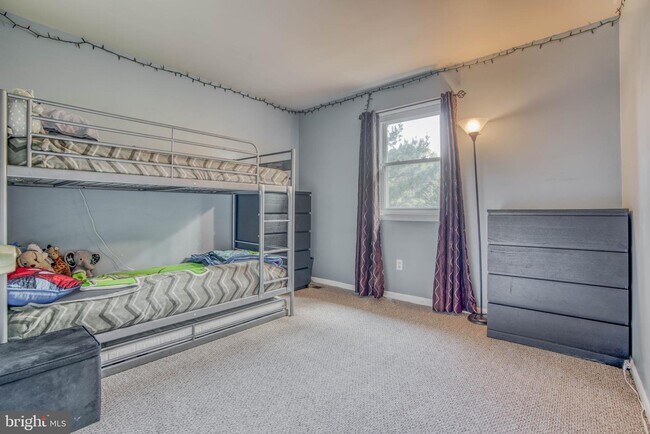 Third Bedroom - 9909 Maidbrook Rd