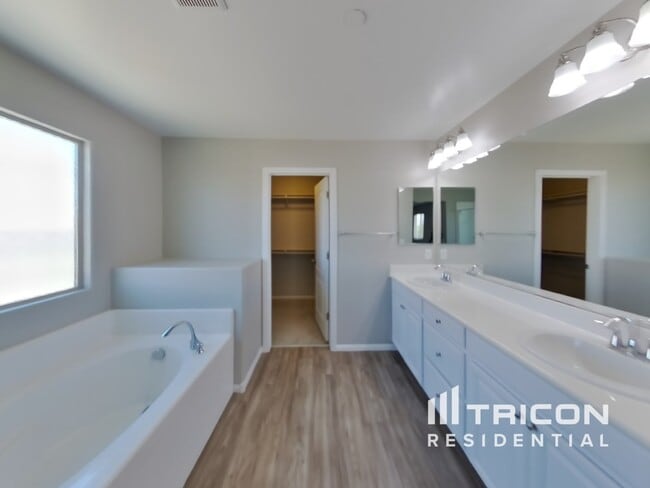 Building Photo - 7604 Baluster Ct