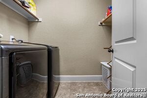 Building Photo - 8718 Silver Rock