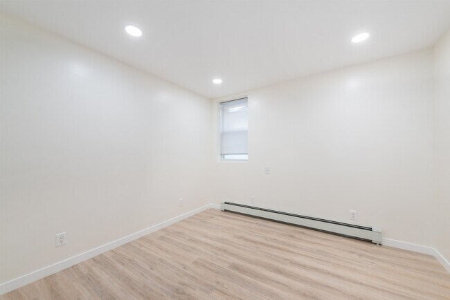 Building Photo - 6137 Adams St