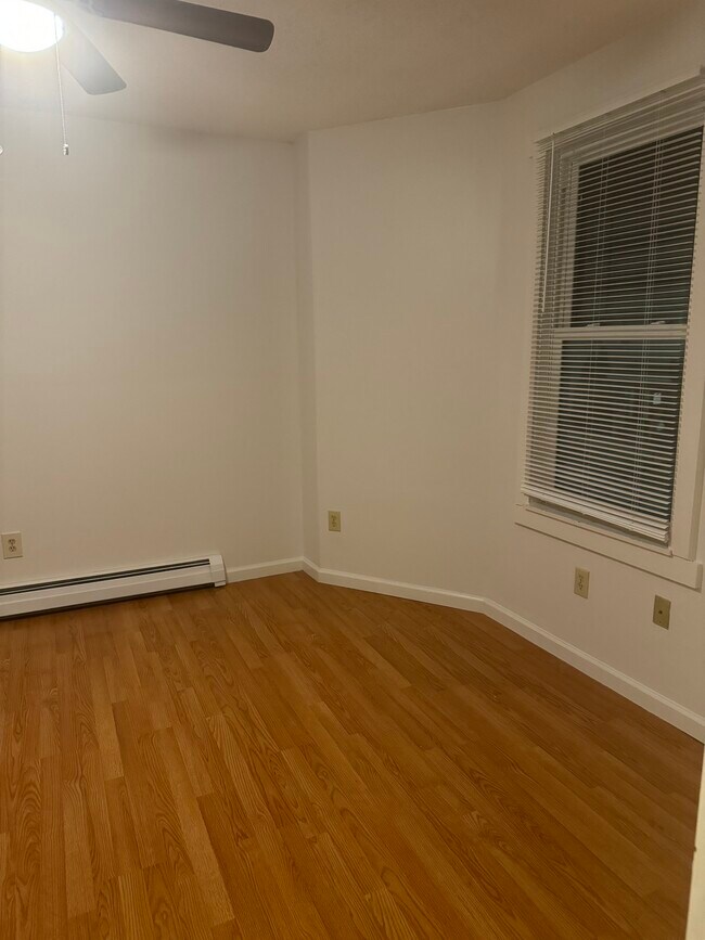 268 E Main St 268 E Main St Chicopee MA 01020 Apartment Finder