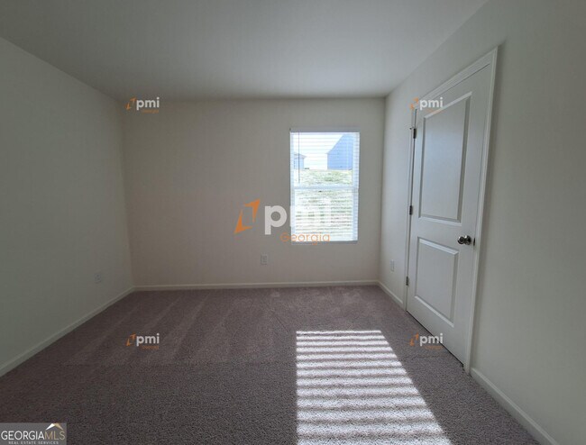 Building Photo - 313 Gazebo Dr