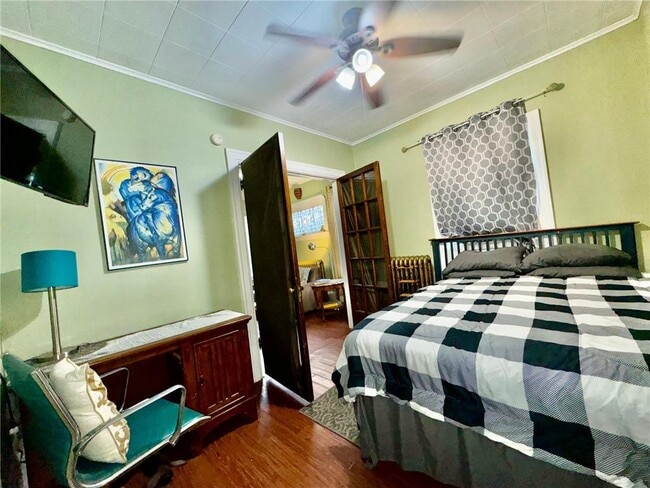 Building Photo - 1464 W Minnehaha Ave