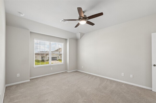 Building Photo - 2425 Shellcracker Dr