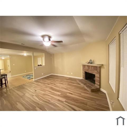 Building Photo - 513 Paddle Dr