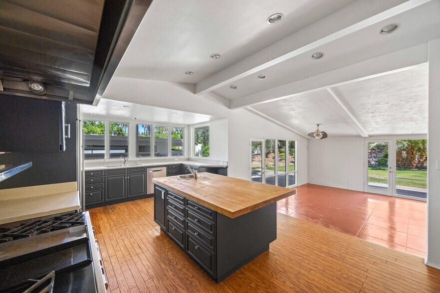 Building Photo - 255 W Camino Buena Vista