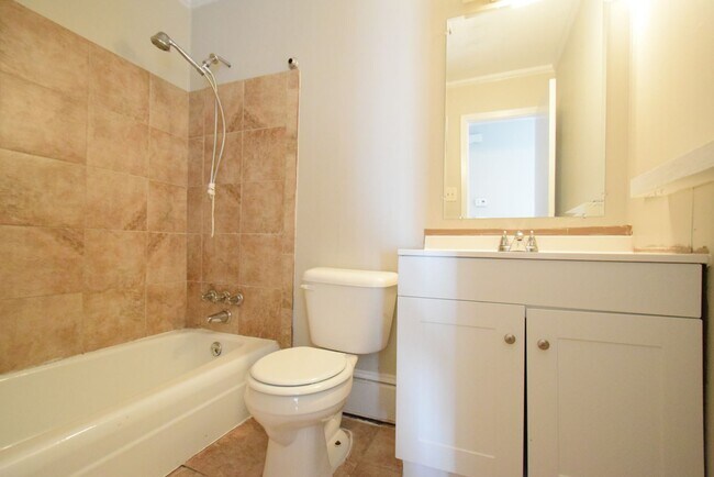 Building Photo - 5325 Trampas Ct