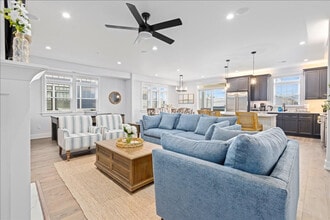 Building Photo - 9412 Ventnor Ave