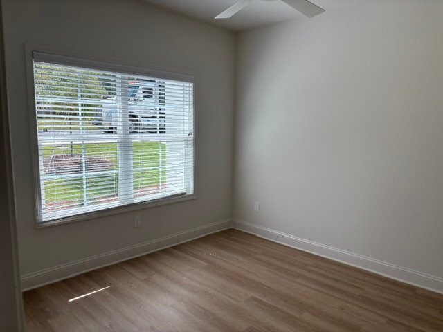 Building Photo - 423 Sanders St