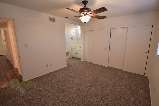 Building Photo - Poway School District | Conveniently locat...