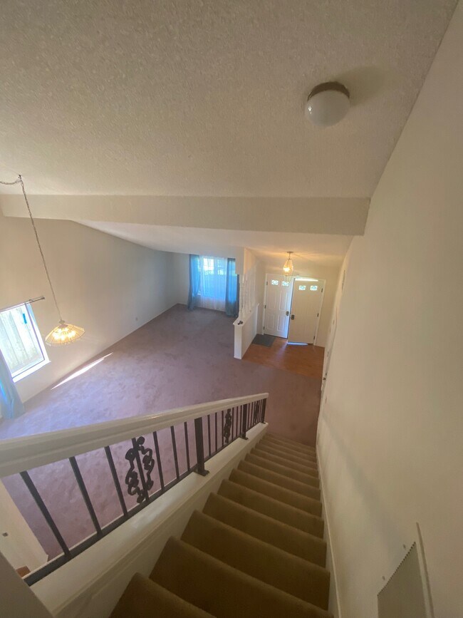 Building Photo - 4932 Buckboard Way