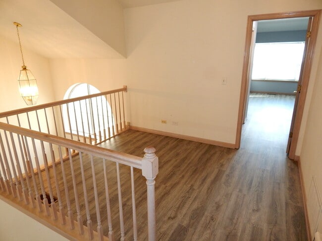 Building Photo - 2223 Seaver Ln