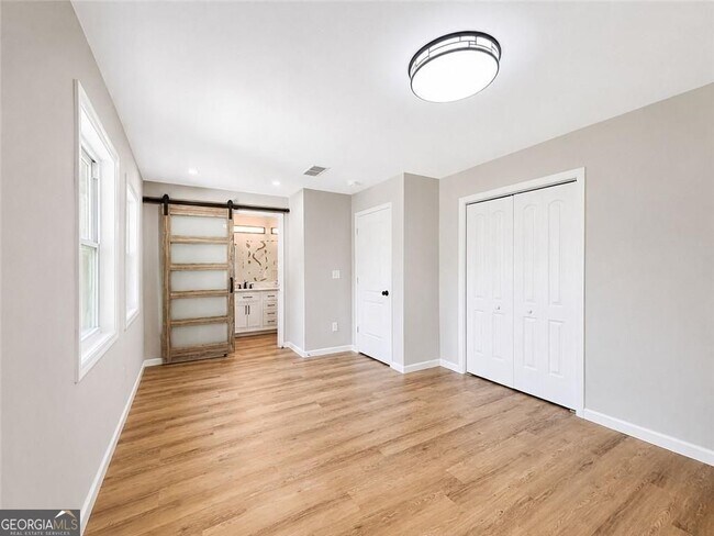 Building Photo - 1639 Bridgeport Dr NW